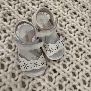 Angel Kids White Floral Sandals